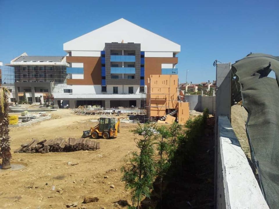 Stand Montag 3.6.13 Terrace Elite Resort