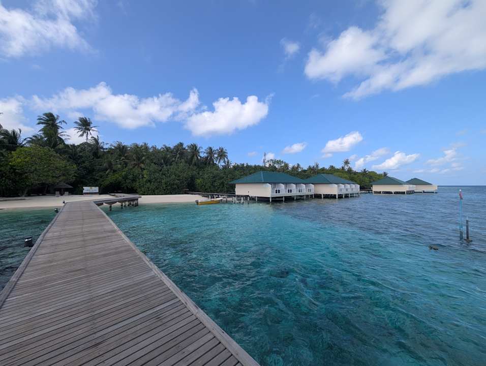 Außenansicht Embudu Village