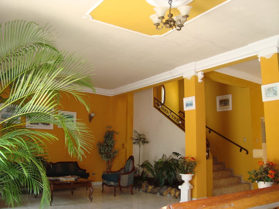 Sala de espera Hotel Villa del Lago