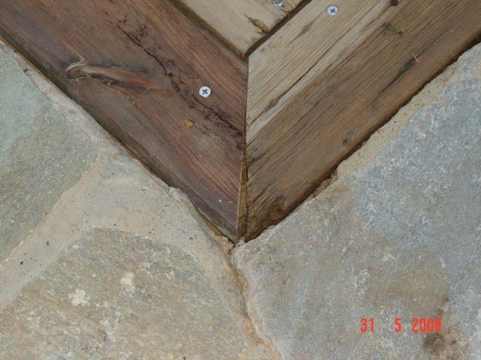 Splittergefahr am Pool wurde sofort behoben Calimera Sirens Beach