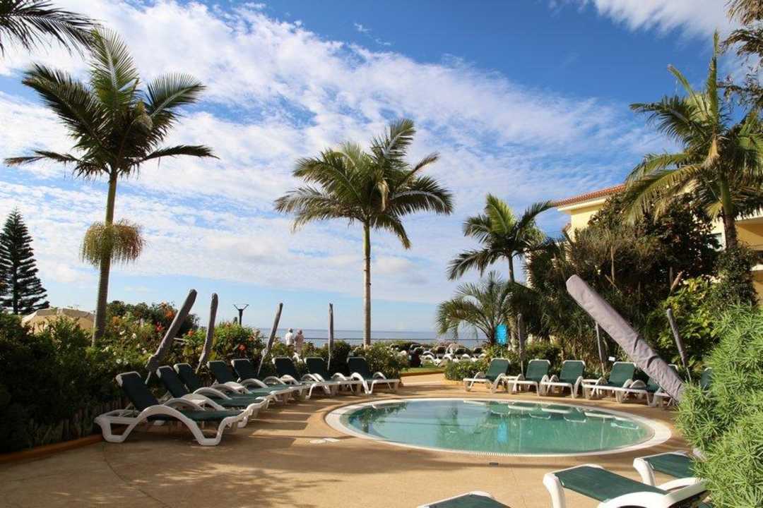 Pool im Garten Hotel Porto Mare - PortoBay