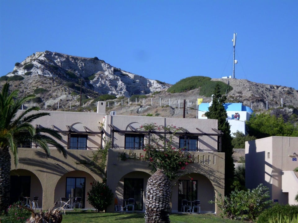 Blick zur kleinen Kirche Porto Bello Beach