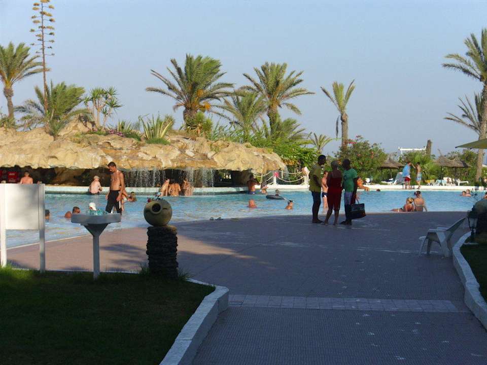 Weg zum Pool Mahdia Beach & Aquapark