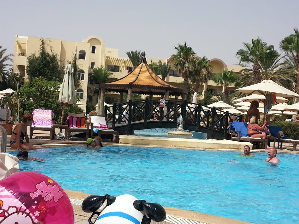Pool Hotel Paradis Palace