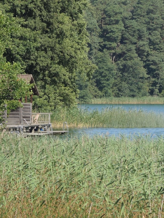 Die 3 Wohneinheiten direkt am Wasser Inselhotel Brückentinsee