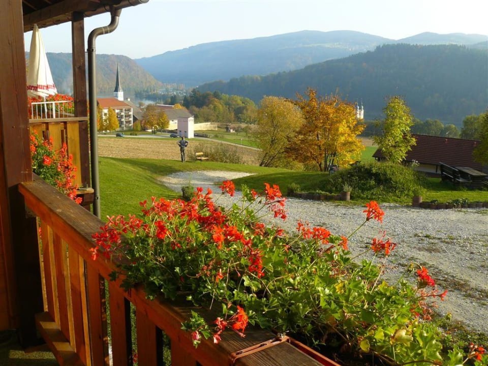 Blick vom Balkon des Appartements Panoramahotel Fohlenhof