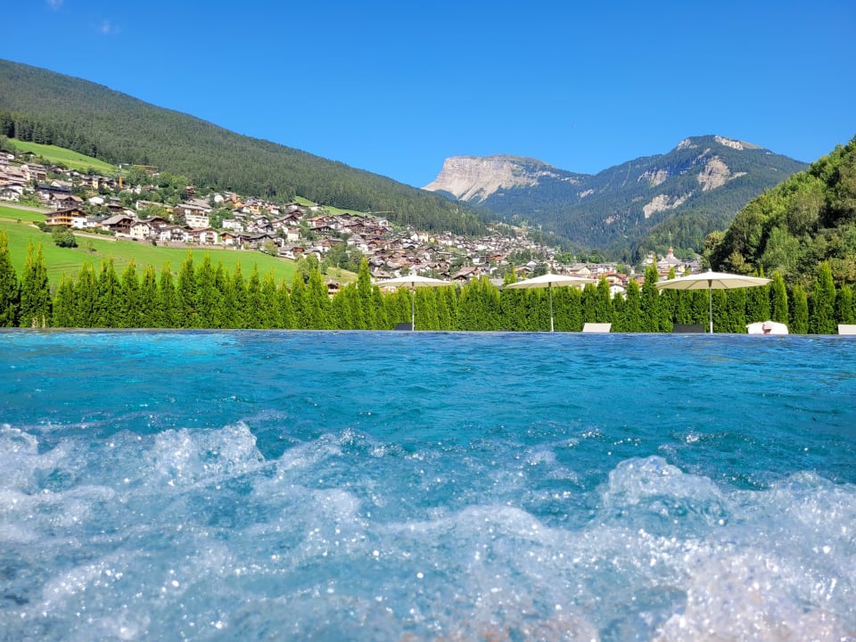 Ausblick Alpin & Vital Hotel La Perla