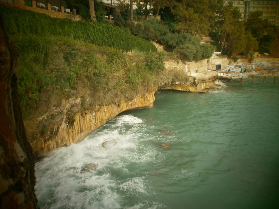 Perfekt zum Schnorcheln wenn nicht so viele Wellen Aska Bayview Resort