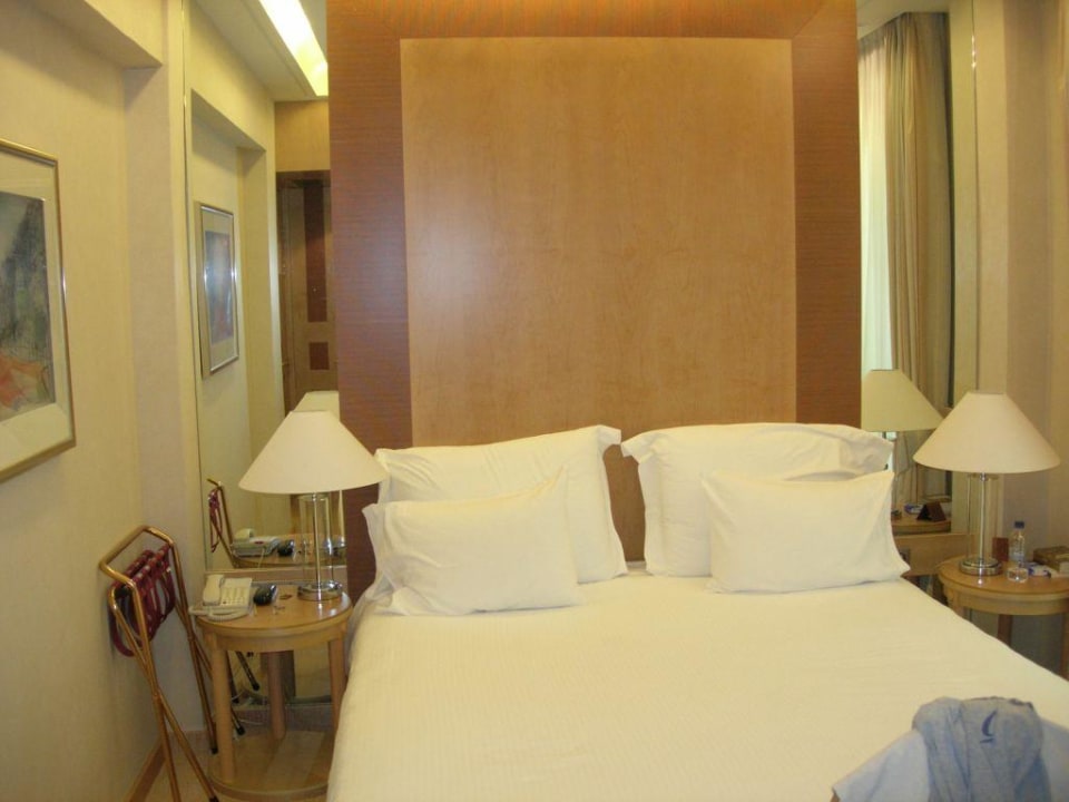 Zimmer Meliá Athens Hotel