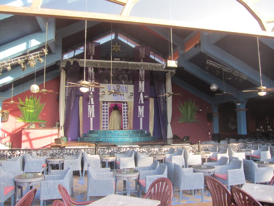 Bühne Hotel Riu Tequila