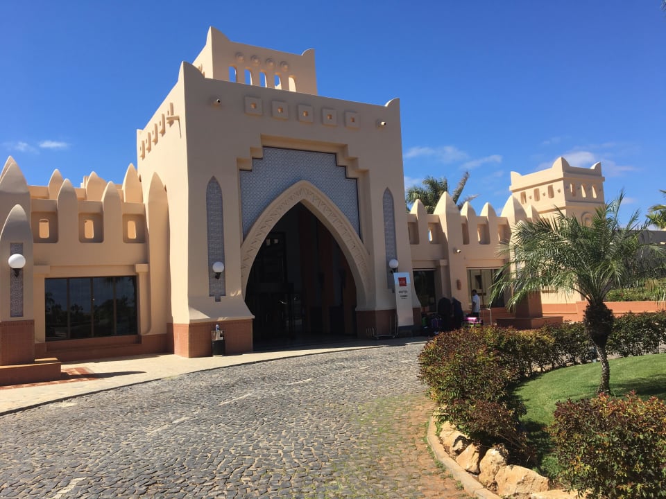 Hotel von außen Hotel Riu Touareg