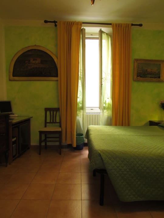 Zimmer Hotel Althea Rooms