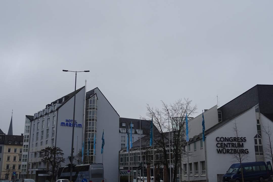 Außenansicht Maritim Hotel Würzburg