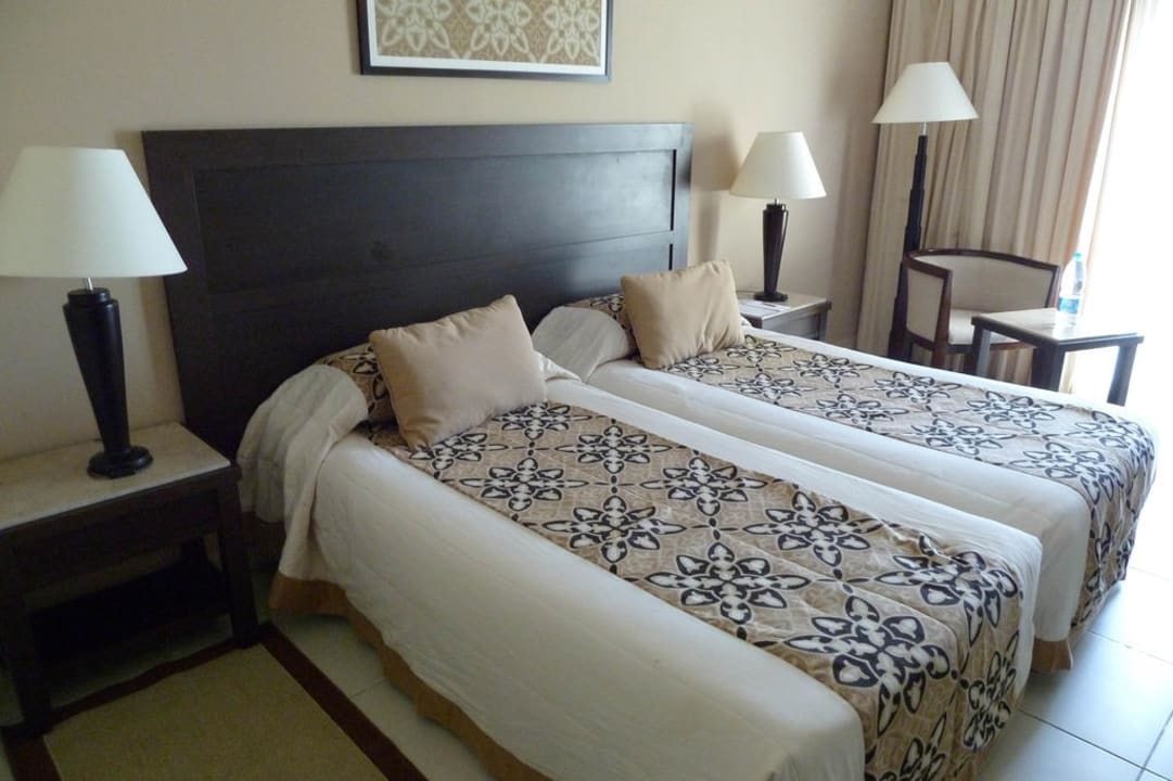 Zimmer Jaz Dar EL Madina