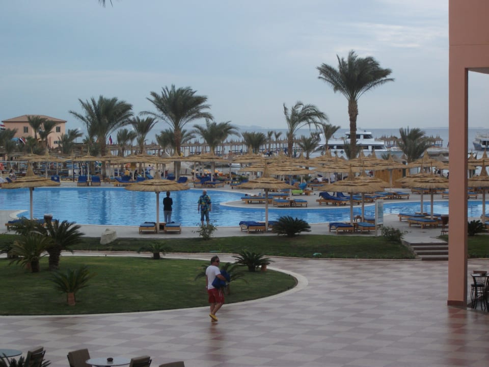 Blick vom Zimmer 2003 Beach Albatros Resort