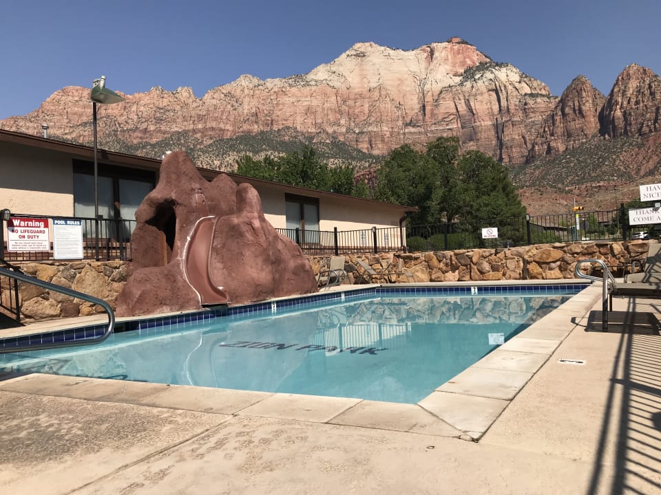 Pool Zion Park Motel
