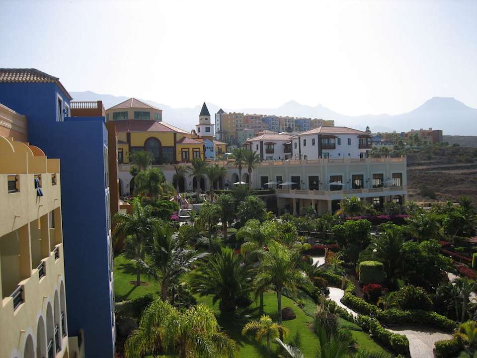 Blick auf das Haupthaus Bahia Principe Sunlight Costa Adeje