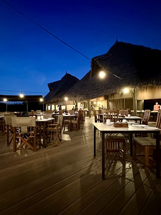 Gastro Lake Burunge Tented Lodge