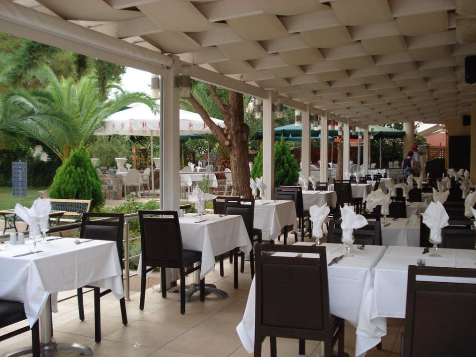 Restaurant am Abend High Beach Resort