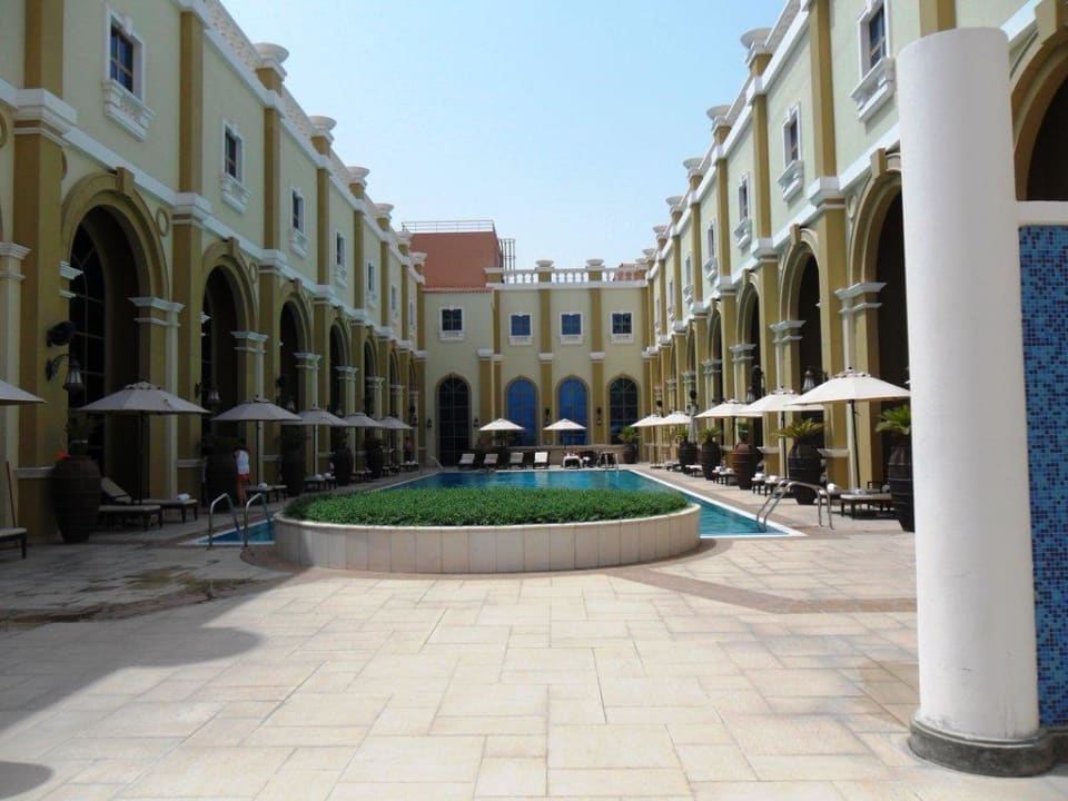Der Pool Oaks Ibn Battuta Gate Dubai