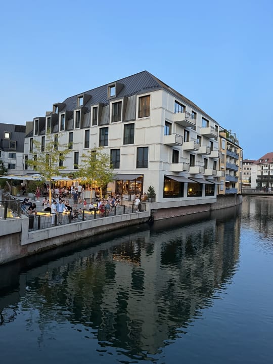 Außenansicht Karl August - a Neighborhood Hotel