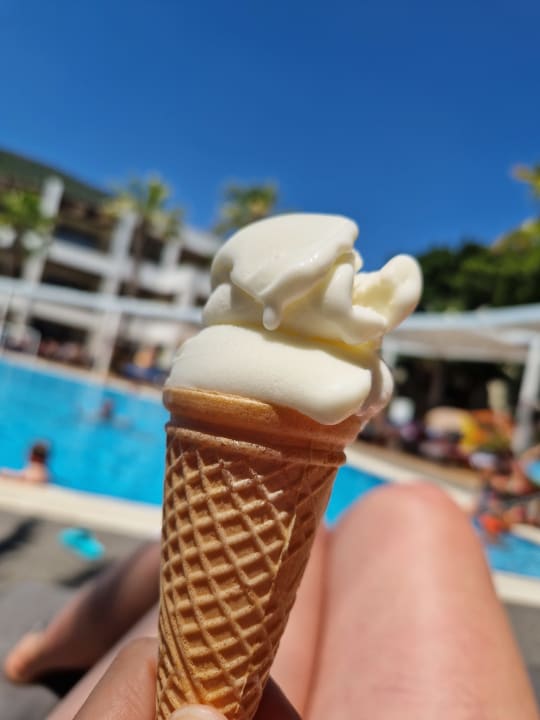 Gastro Latanya Park Resort