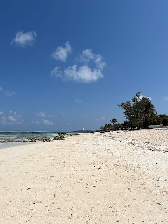 Strand Reef & Beach Resort