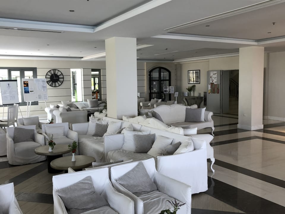 Lobby Aegean Pearl