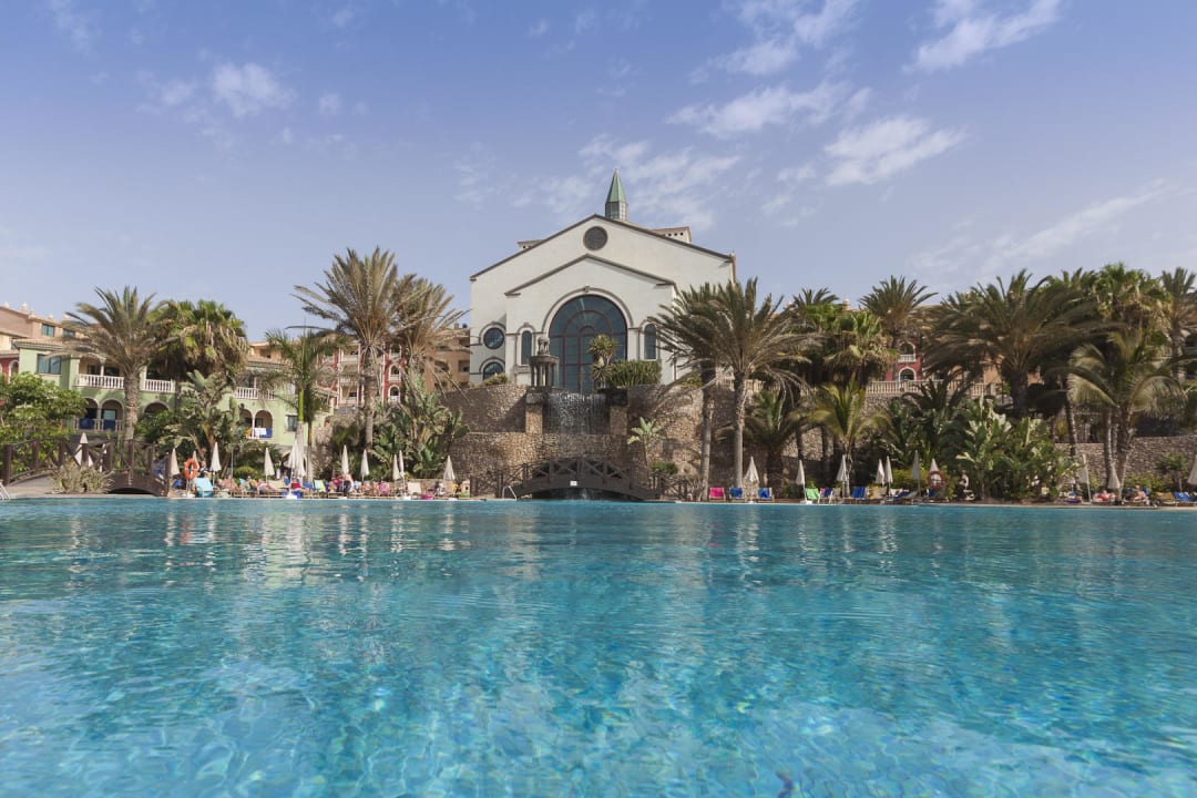 Blick von der Pool-Kante R2 Rio Calma Hotel & Spa & Conference