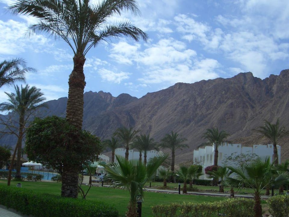 Blick aus der Hotelanlage Happy Life Village