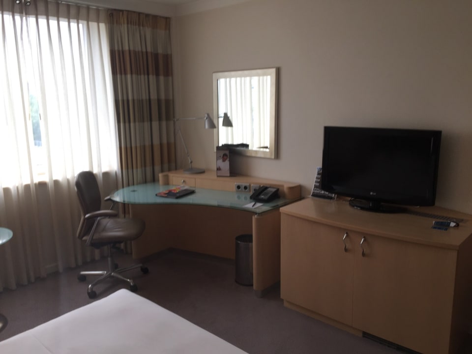 Zimmer Hilton Düsseldorf