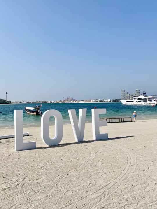 Strand Anantara The Palm Dubai Resort