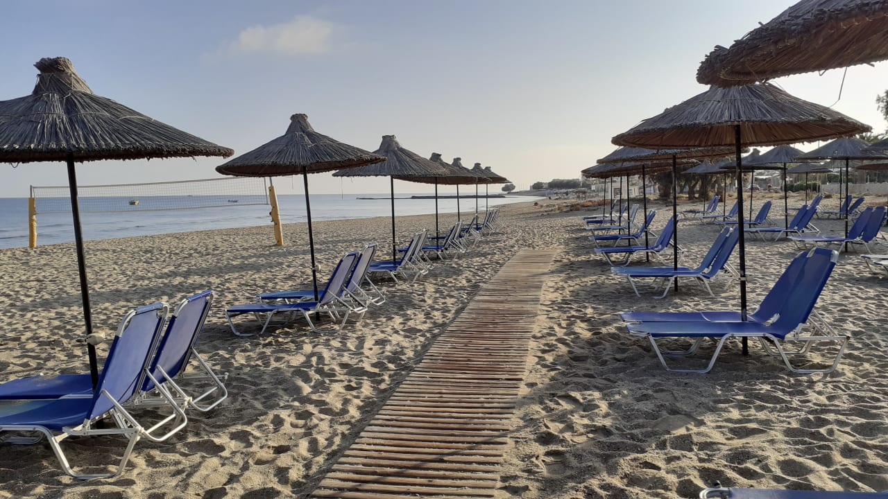 Strand Anissa Beach & Village