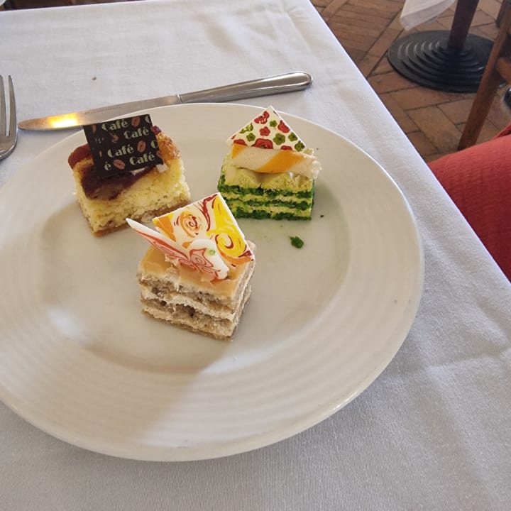 Gastro Fort Arabesque Resort, Spa & Villas