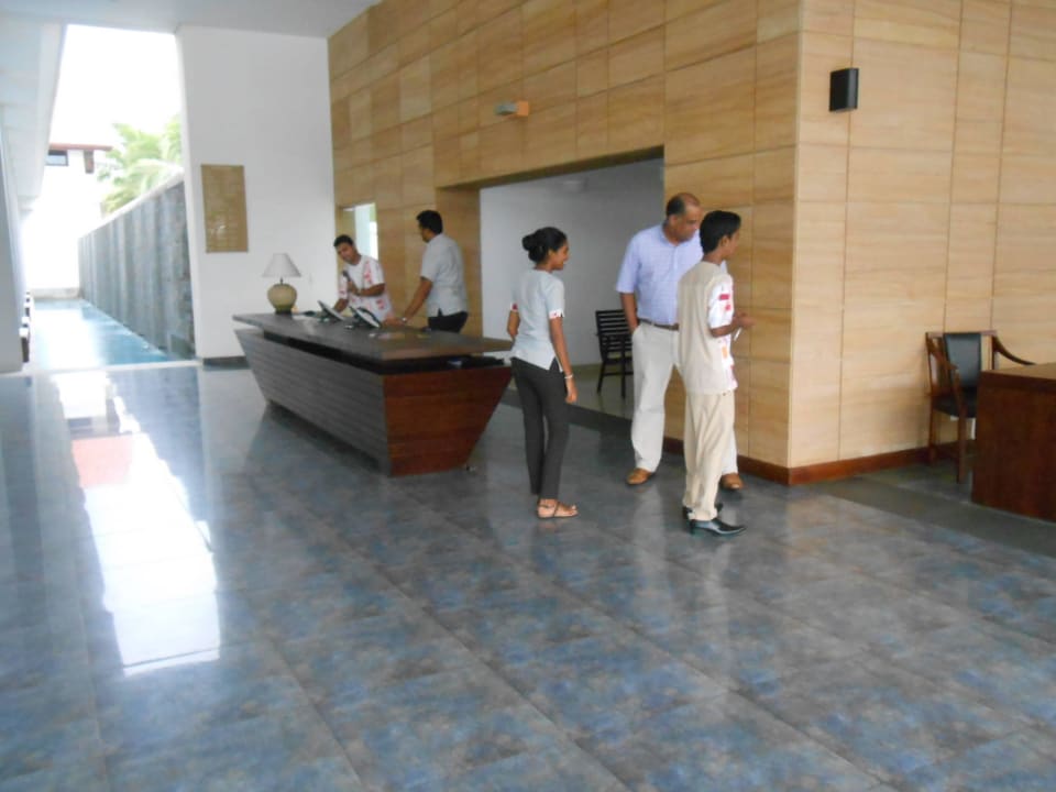 Looby Turyaa Kalutara