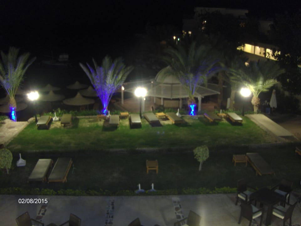 Night view Royal Star Beach Resort