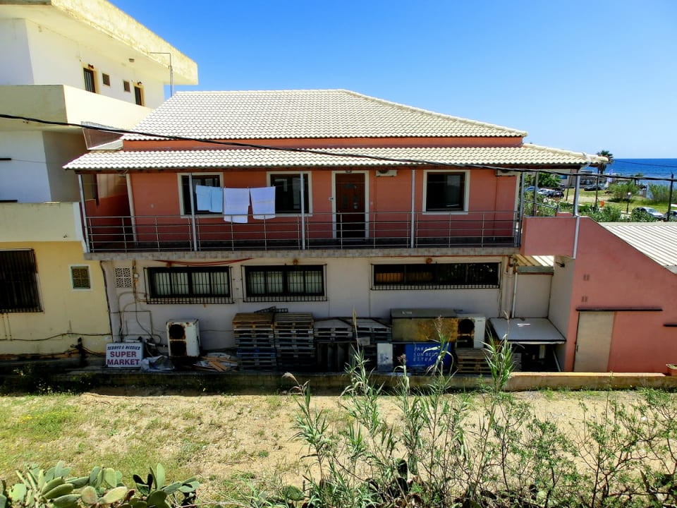 Zimmer Sandy Beach Resort
