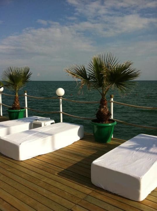 Auf dem Steg Hotel Delphin Diva