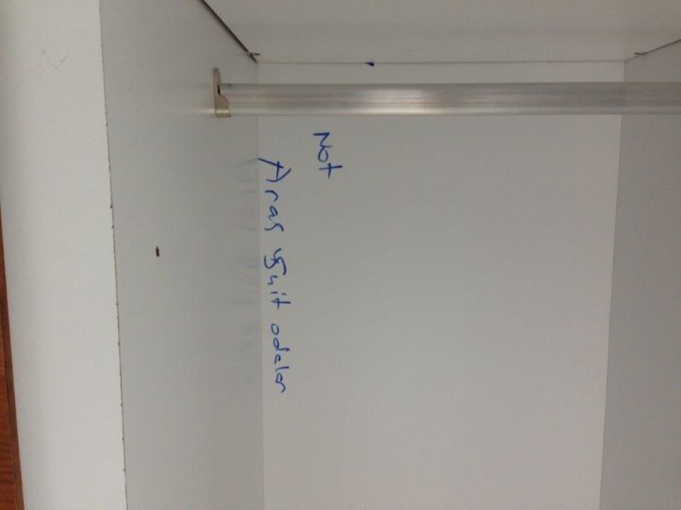 Schrank nicht gereinigt Port Nature Luxury Resort & Spa