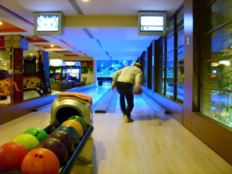 Die Bowlingbahn Limak Lara Deluxe Hotel & Resort