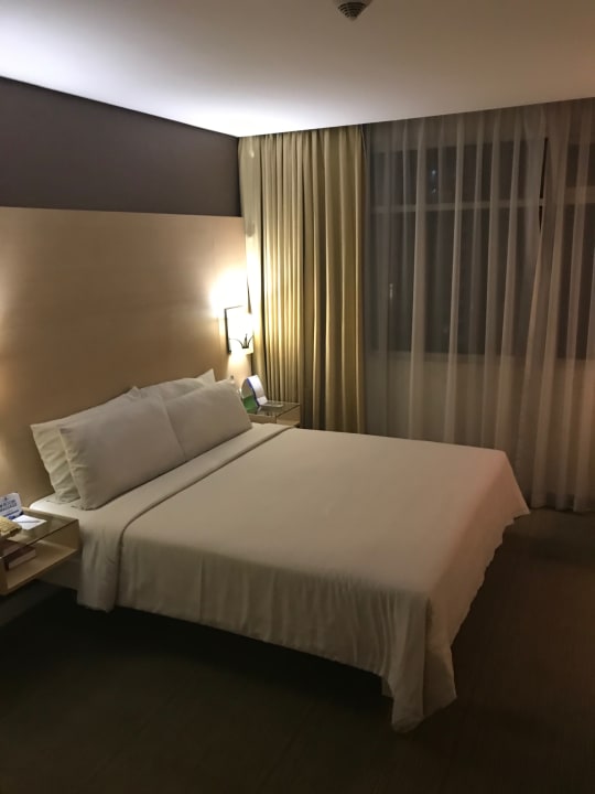 Zimmer St Giles Hotel, Makati, Metro Manila