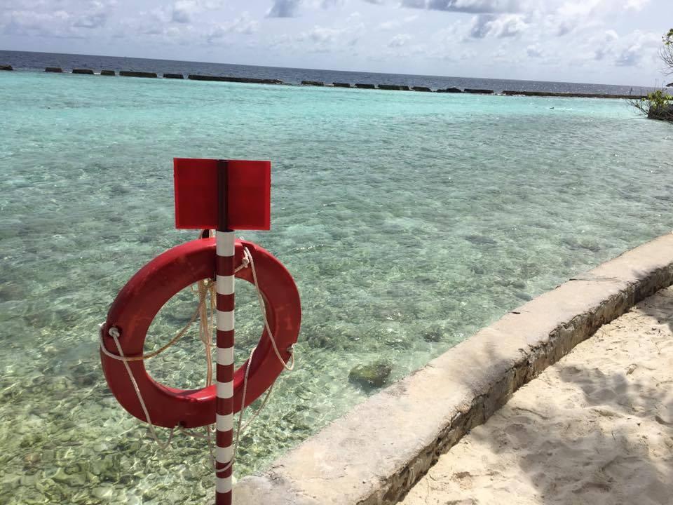Die Innenmauer Ellaidhoo Maldives by Cinnamon