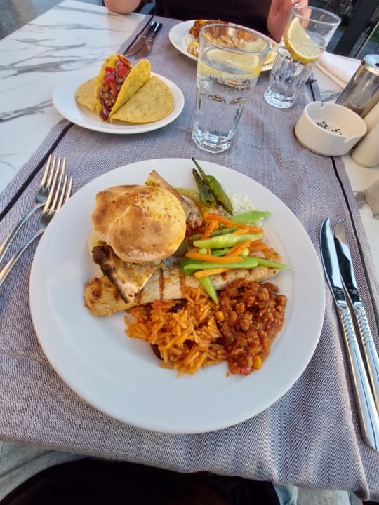 Gastro Seaden Quality Resort & Spa