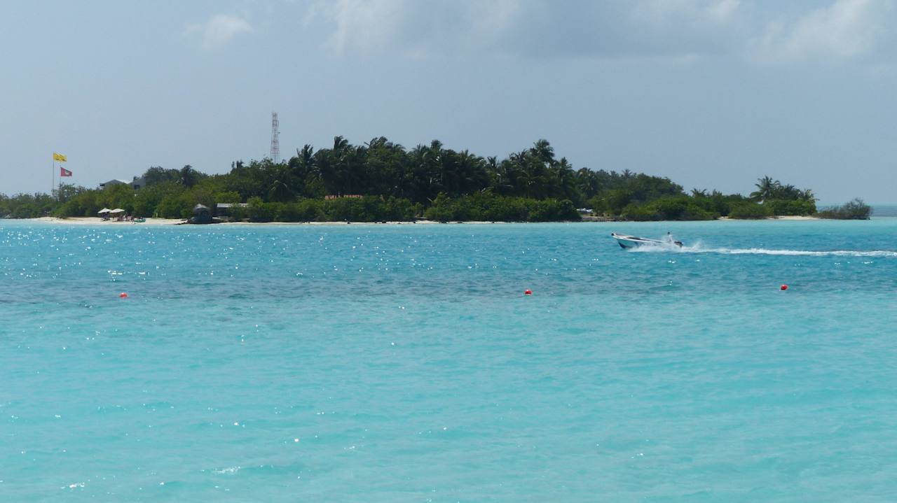 Nachbarinsel Meeru Maldives Resort Island