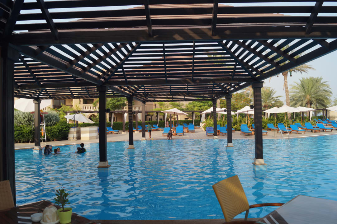 Pool Miramar Al Aqah Beach Resort