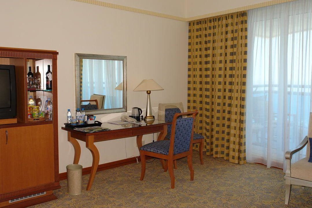 Zimmer Hotel Le Meridien Al Aqah Beach Resort