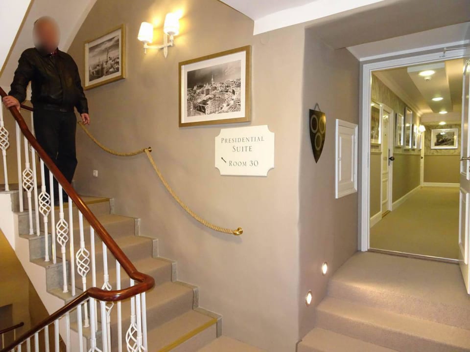 Only stairs, no lift Schlössle Hotel