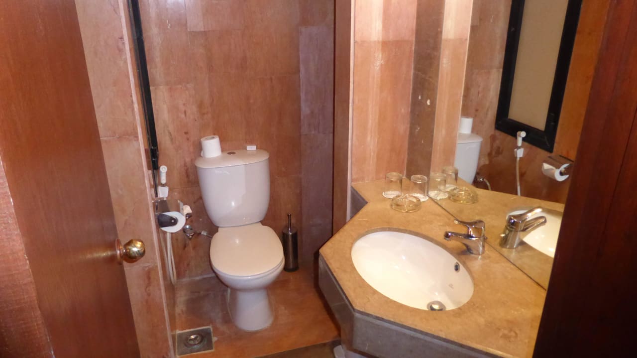 Bad ,2.Zimmer SUNRISE Holidays Resort (Adults Only)