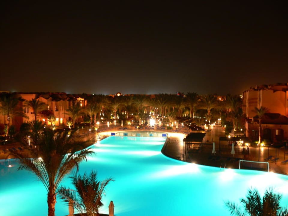 Pool vom Balkon Jaz Makadi Oasis Resort