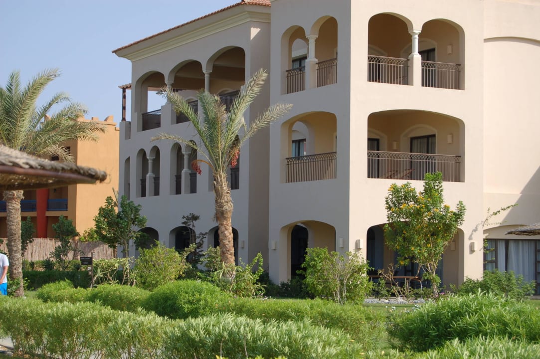 Die Häuser wo die Zimmer sind JAZ Aquamarine Resort